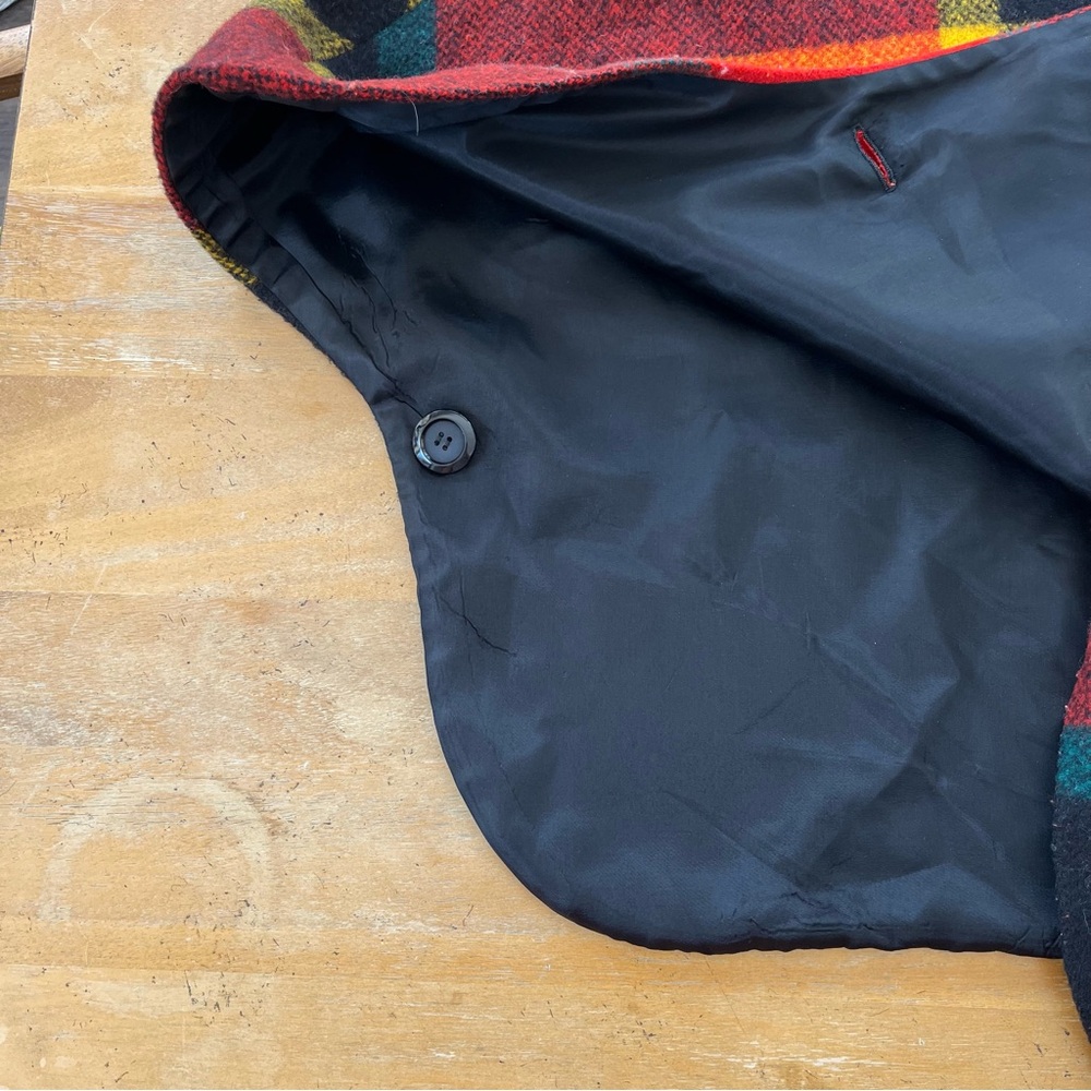 Vintage 70s 80s Rainbow Colorful Plaid Poncho Jacket Medium Short Soft Buttons - Picture 9 of 13